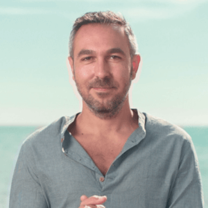 Gilles Delieuze - Aora Voyages